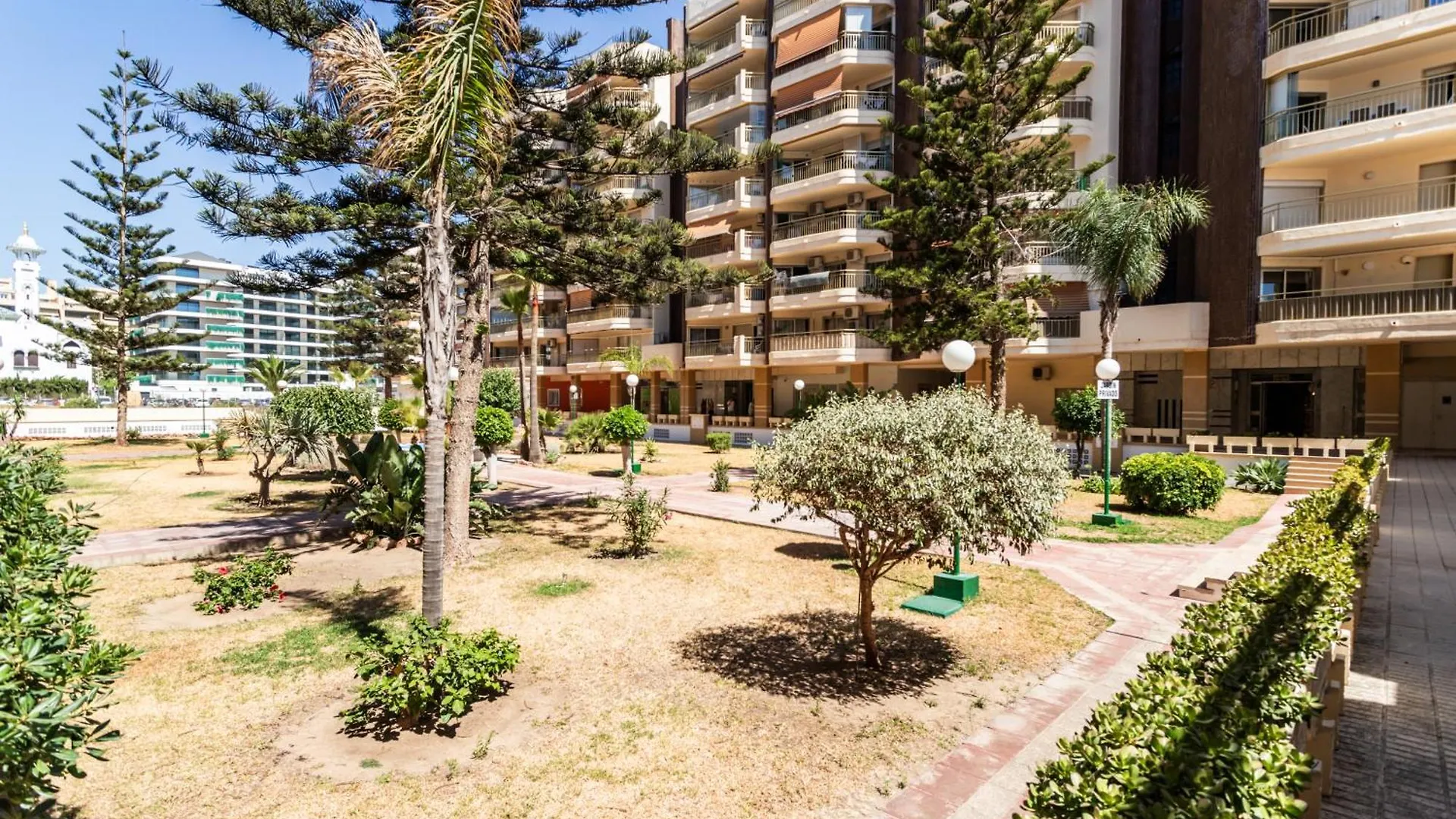 Apartment 2 Habitaciones Y 2 Banos, Vista Lateral Mar Sofia 2 By Sur Suites Fuengirola Spain